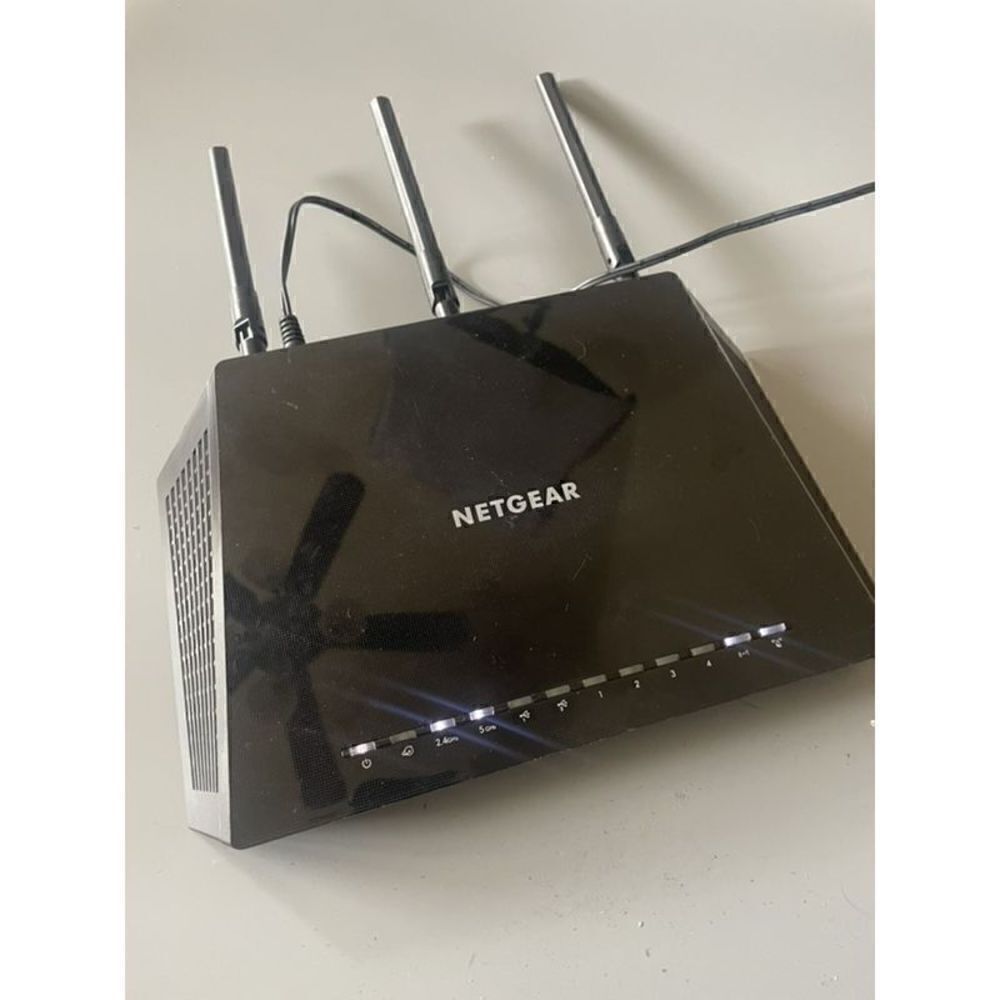 Netgear AC1750 Dual Band AC WiFi Router R6400 Tested